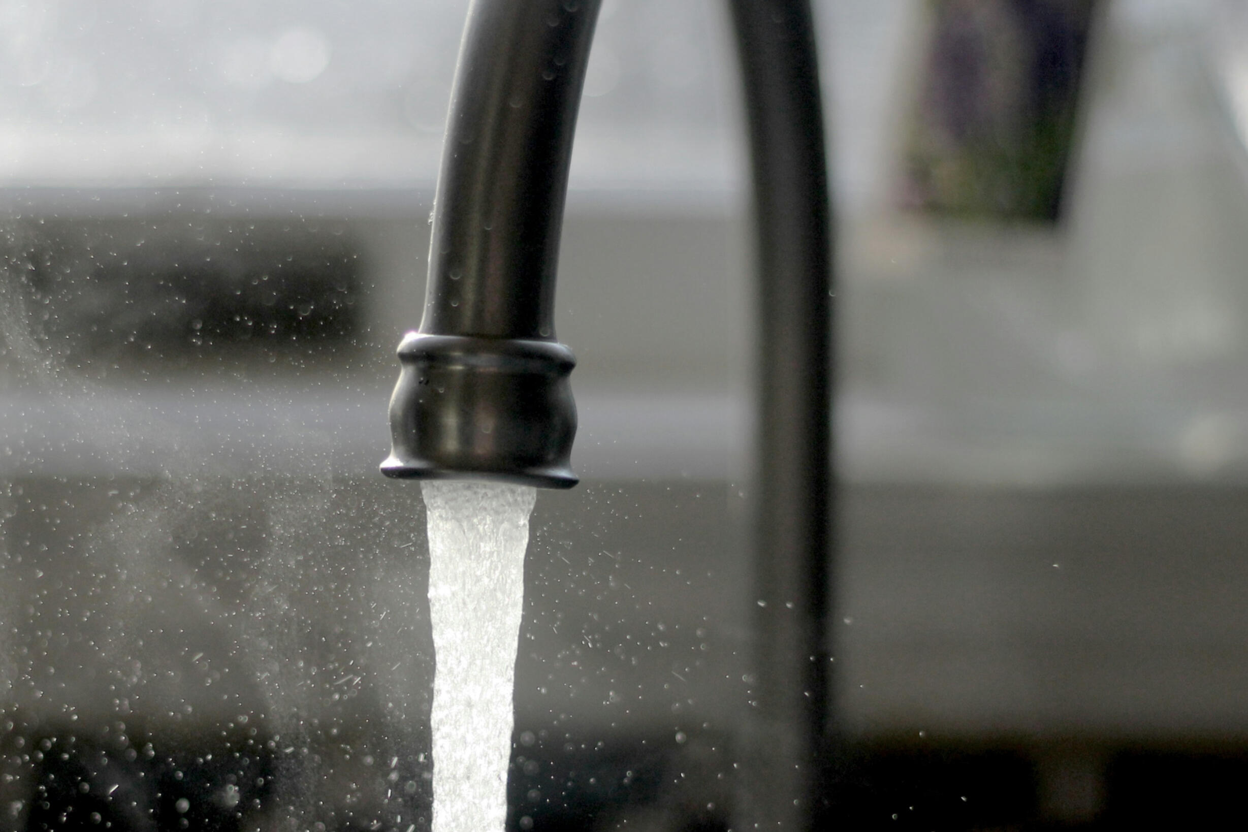Licensed plumber providing residential plumbing services in Akron, Ohio.